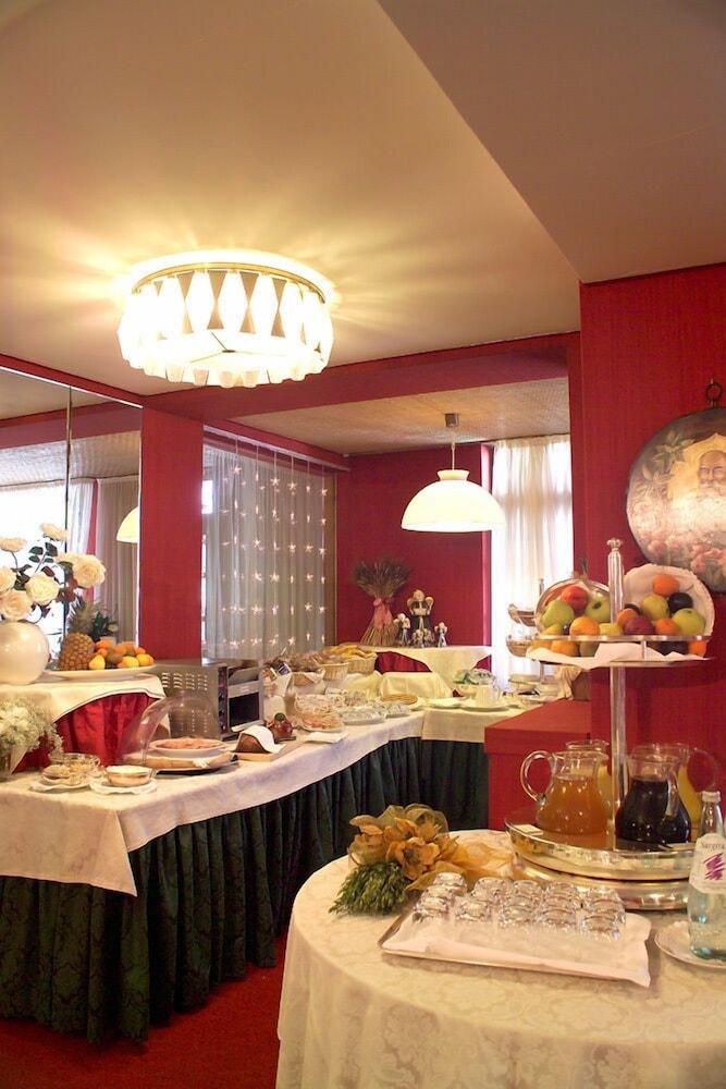 Hotel Miramonti Madonna di Campiglio Bagian luar foto