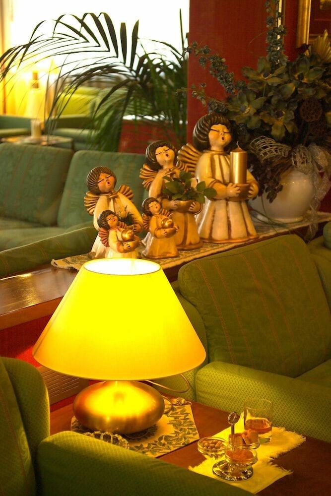 Hotel Miramonti Madonna di Campiglio Bagian luar foto