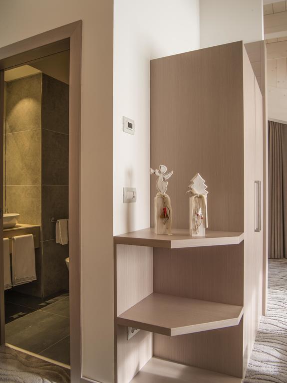 Hotel Miramonti Madonna di Campiglio Bagian luar foto
